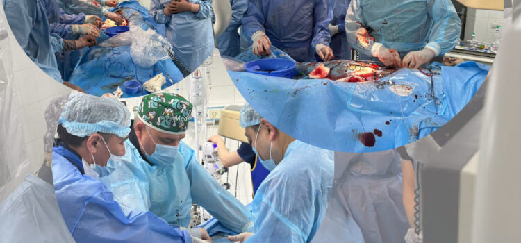На базе Алматинской многопрофильной клинической больницы впервые проведена высокотехнологичная и гибридная операция по имплантации стент-графта в грудную аорту.