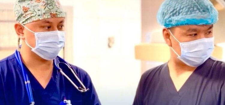 СПАСЕНИЕ СЕРДЦА. В АЛМАТИНСКОЙ МНОГОПРОФИЛЬНОЙ КЛИНИЧЕСКОЙ БОЛЬНИЦЕ ПРОВЕЛИ УНИКАЛЬНУЮ ОПЕРАЦИЮ