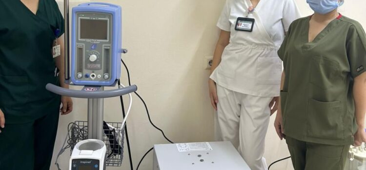 АО «Банк ЦентрКредит» передал Алматинской многопрофильной клинической больнице современное оборудование для новорождённых